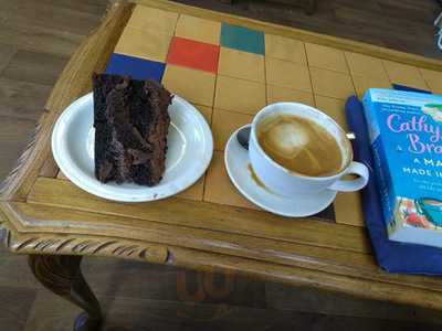 Brews, Bites & Books