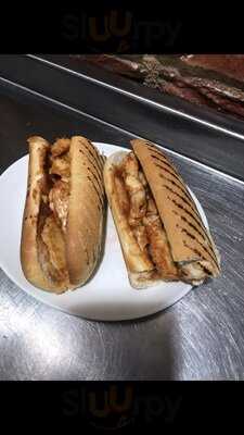 Dee Dees Family Cafe