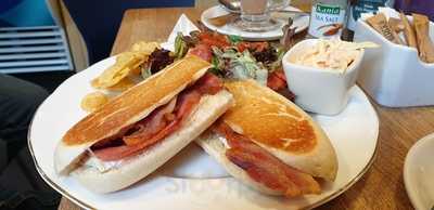 Ice Ice Cream Parlour