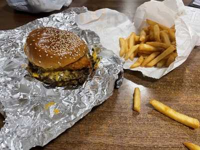 Chicken Bar New Moston