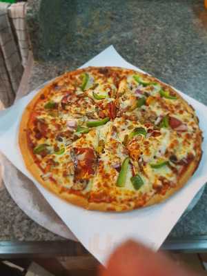 Usa Fried Chicken And Pizza