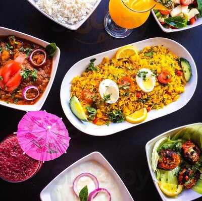 Arabesque Restaurant & Grill