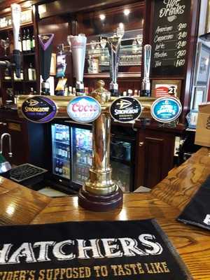 The Three Horseshoes