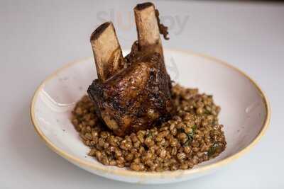 Zest Bar & Restaurant