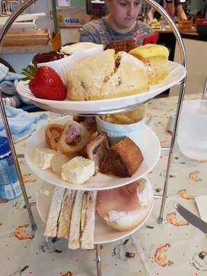 Betsy's Cake And Coffee House