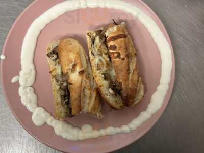 American Pizza House