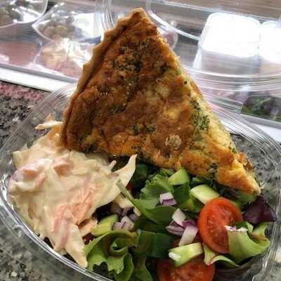 Piggies In The Middle