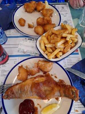 Eric’s Fish And Chips Holt