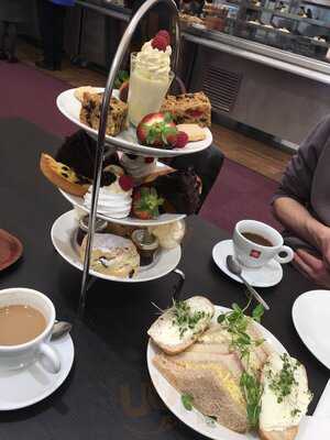 The Topiary Cafe @ Strikes Garden Centre