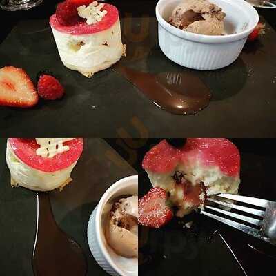 Canters Bistro And Wine Bar