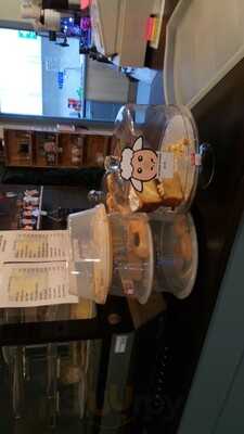 Chrysanthemum Tea And Coffee House