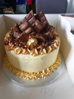 Sweet Temptation Cakes By Nikkie French