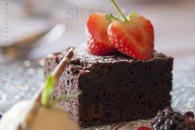 Chaplin's Bar & Restaurant