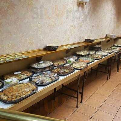 Cafe Revolution - Photo 8