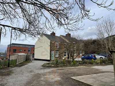 Qc Pizza & Grill House