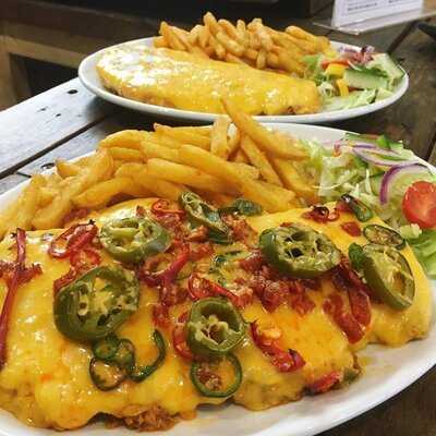 Union Jacks' Ale House & Canteen