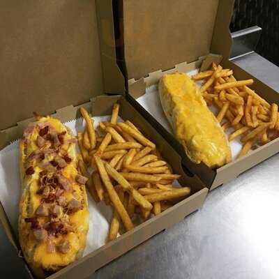 Union Jacks' Ale House & Canteen