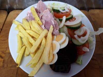 Slices Cafe And Takeaway