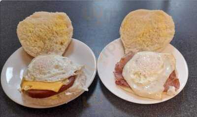 Maggie's Chippy & Breakfast Bar