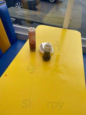 Hennie Pennys Chicken