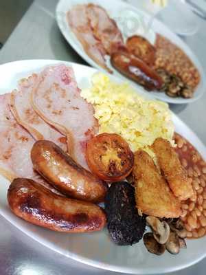 Seventy One Cafe Bar