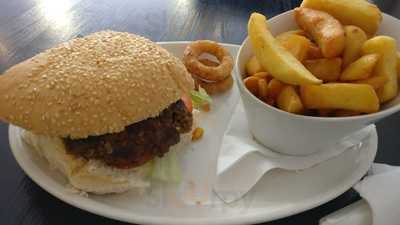 Seventy One Cafe Bar