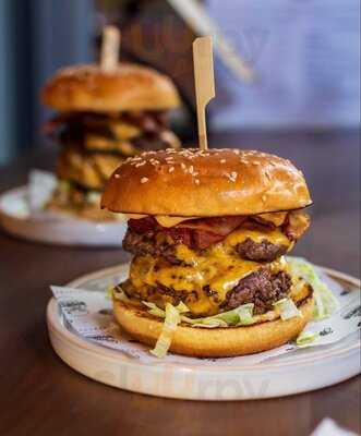 Slap & Pickle Burgers