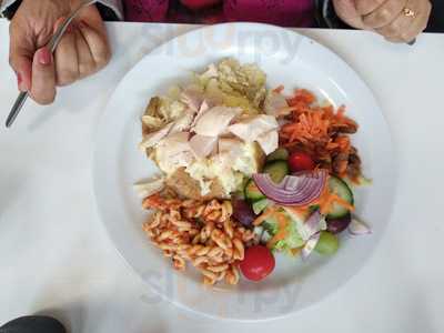 Burnsie's Eats & Treats