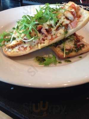 Unit One Bar & Grill