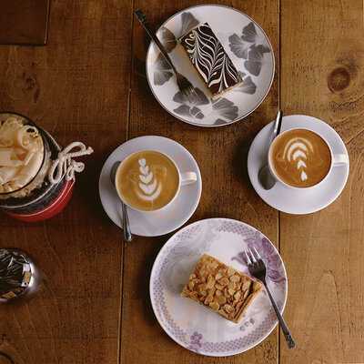 52 Broadway Coffee Shop