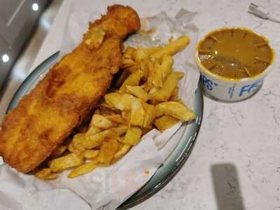G's Golden Chippy And Pizzeria