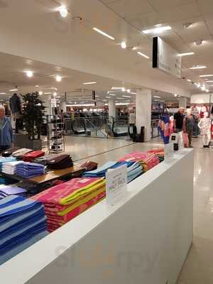 Marks & Spencer's Cafe