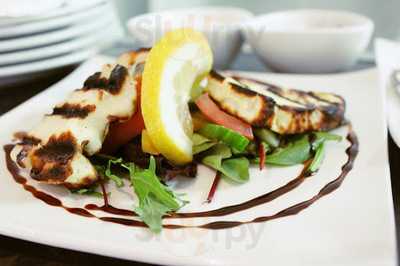 Pepes Chicken & Pizza