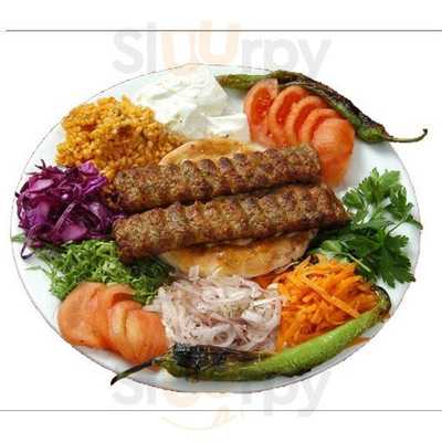 Pepes Chicken & Pizza