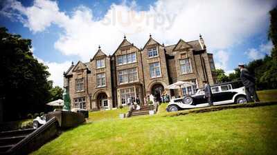 The Restaurant At Woodlands Leeds