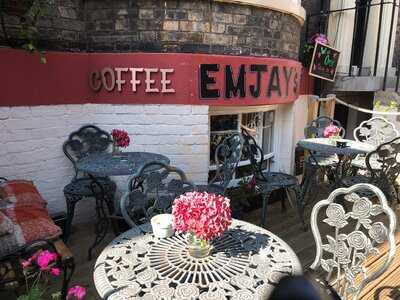 Emjay’s Coffee House