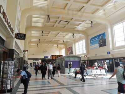 Kfc Leeds - Railway Station