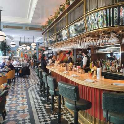 The Ivy Victoria Quarter