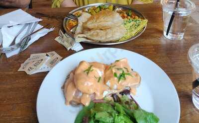 Brew Coffeehouse And Brunch Bar