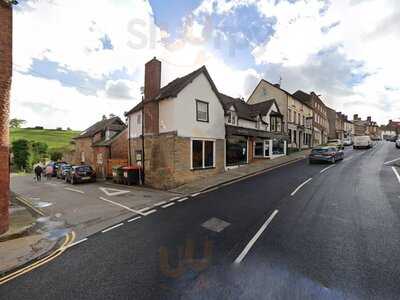 Zains Pizza & Balti Bar