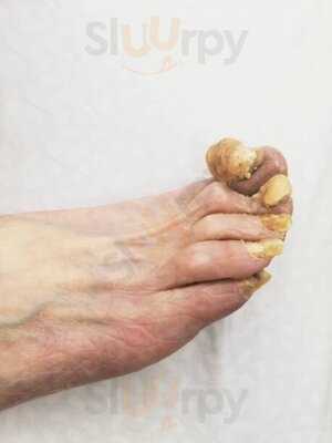 Shax Pizza Curry And Grill Bar