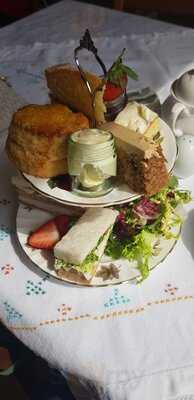 Cj's Coffee House & Tearoom