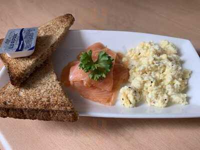 Royal Windsor Restaurant Carvery And Tea Room