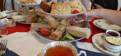 Royal Windsor Restaurant Carvery And Tea Room