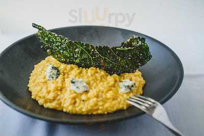 Harvey’s - Restaurant, Bar & Grill