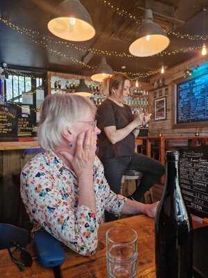 Renoufs (westbourne)