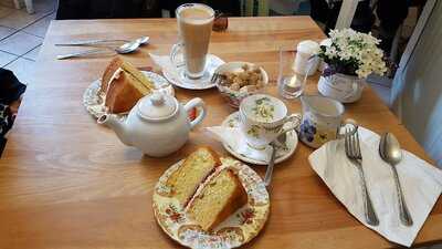 Pretty Vintage Tearoom And Barista Coffee