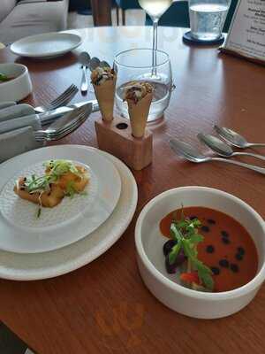 Restaurant Roots Ltd