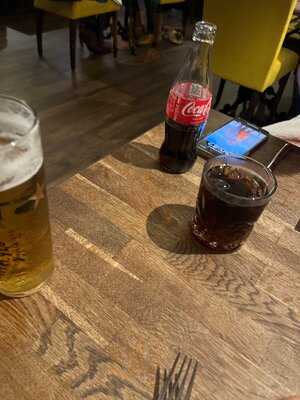 Mustards Bar & Restaurant