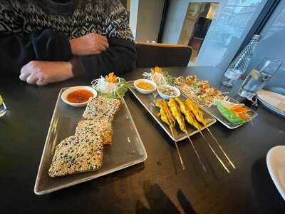 Nahm Prik Thai Cuisine